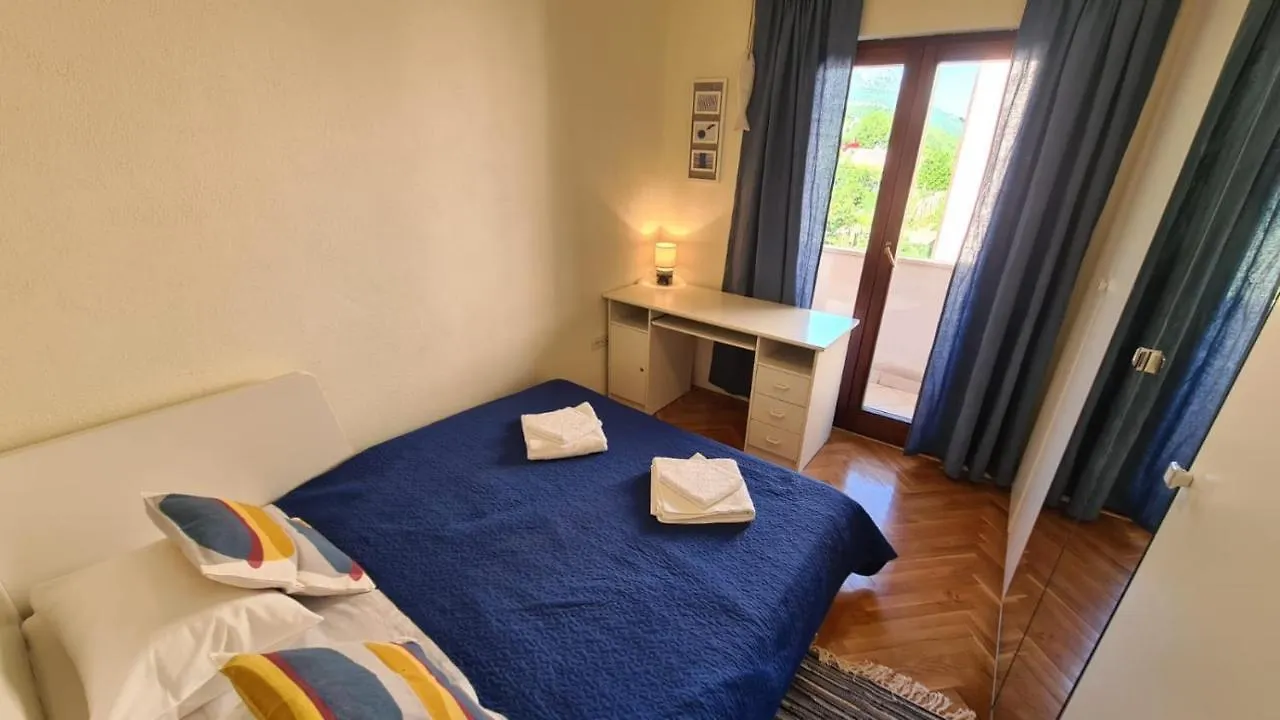 Oasis Apartment With Sea View And Garden Kastel Stari